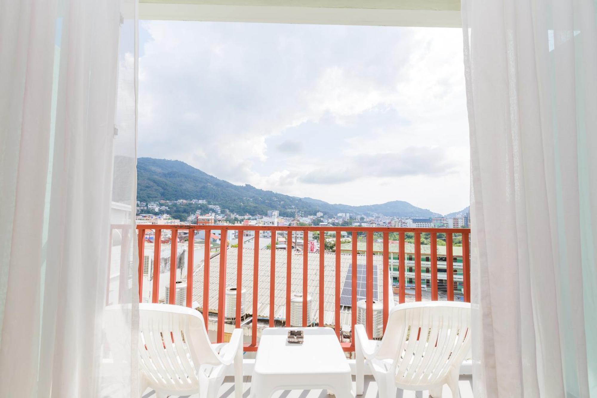 Hotel The Frutta Boutique Patong Exterior foto