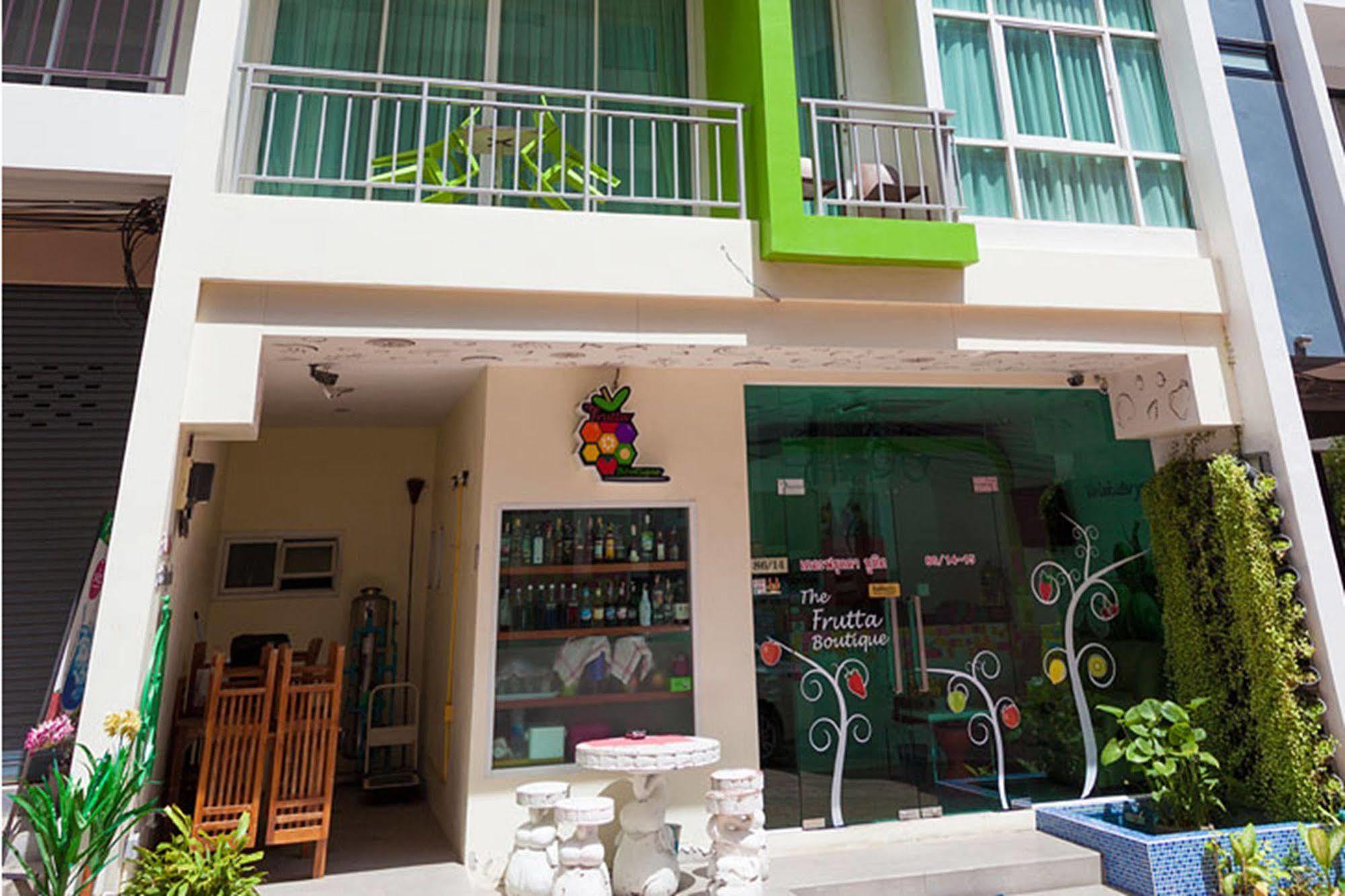 Hotel The Frutta Boutique Patong Exterior foto