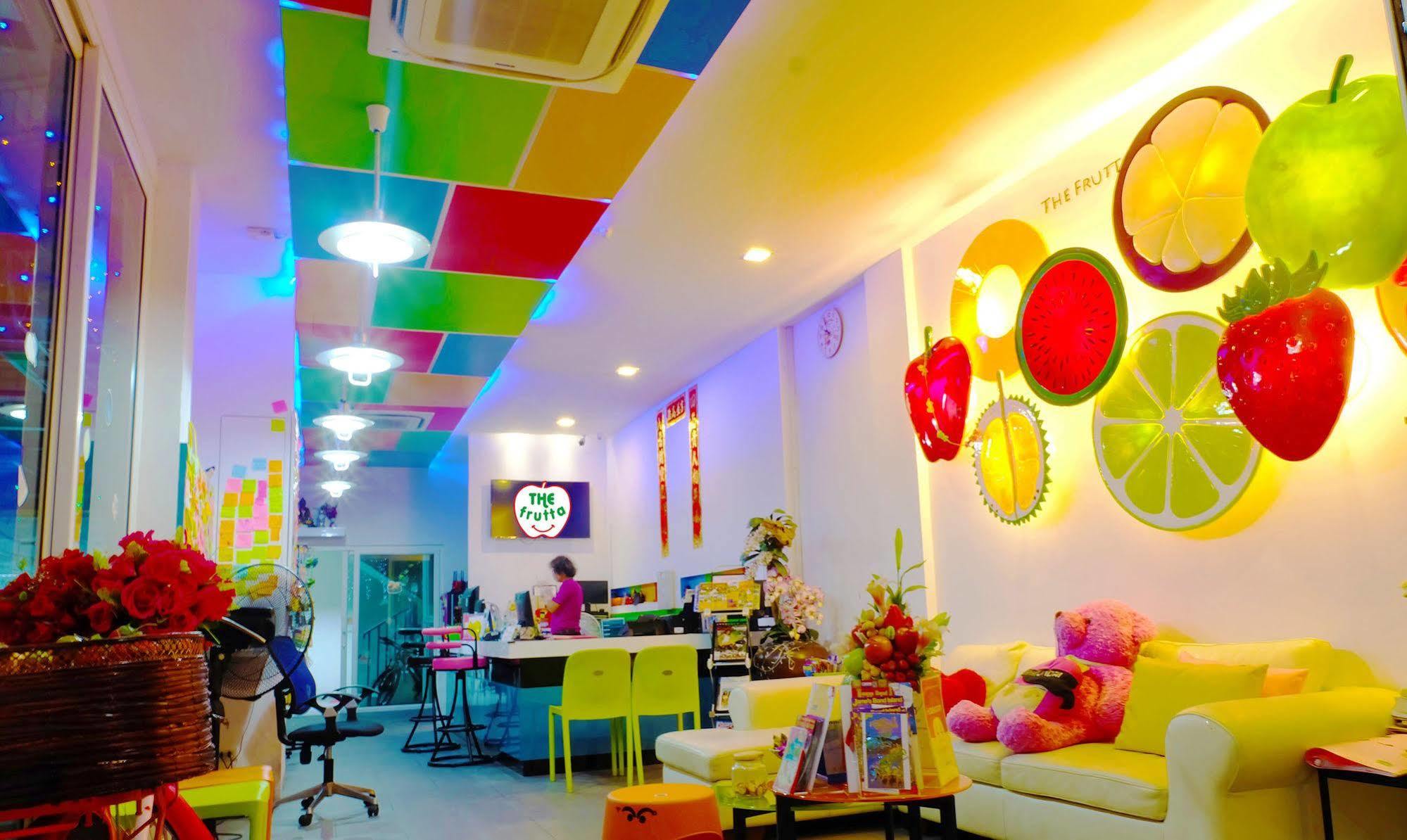 Hotel The Frutta Boutique Patong Exterior foto